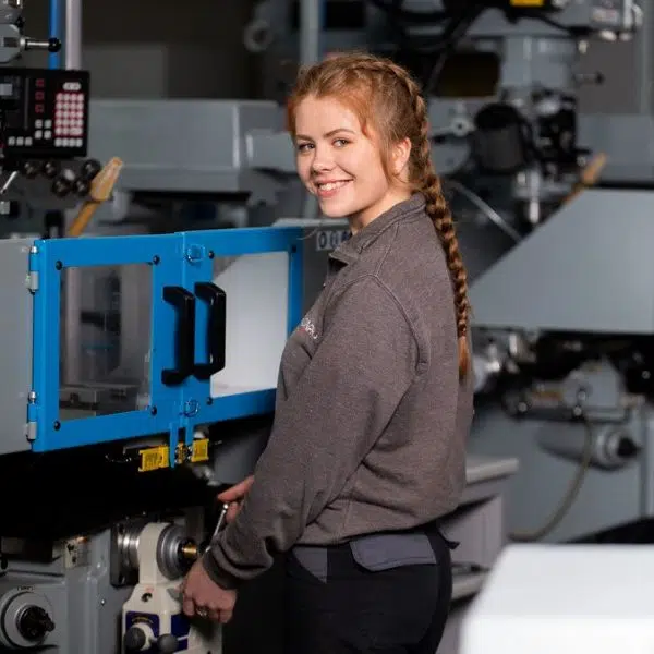 mairide-bennis manufacturing engineer