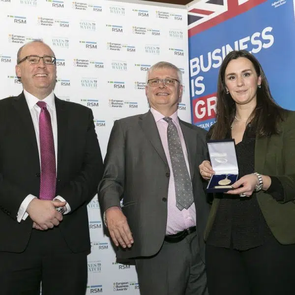 roisin-accepts-the-business-of-the-year-award